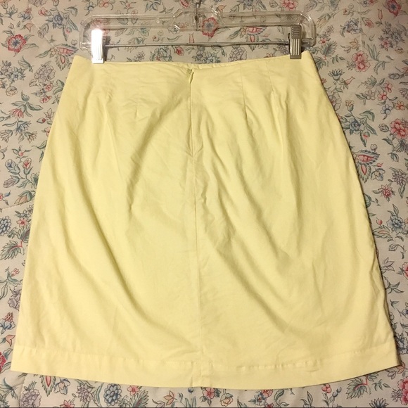 Gap Banana Yellow Mini Skirt - Picture 2 of 3